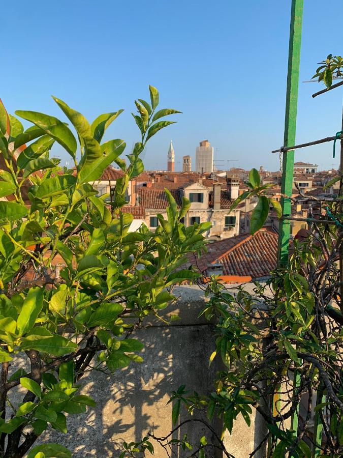 Regina - Romantic Studio Near Rialto Veneza Exterior foto